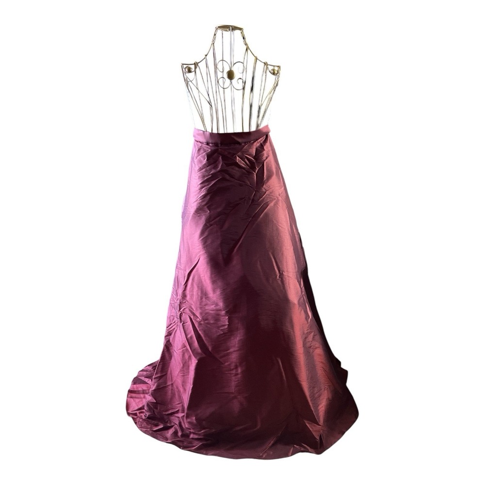 B2 Burgundy Satin A-Line Long Formal Skirt Lined Pleated Zip Solid Size 6